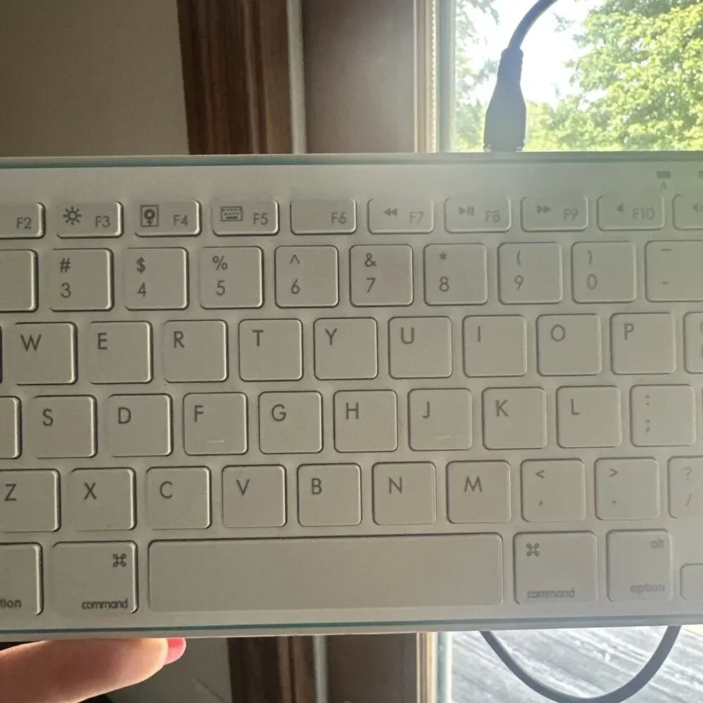 OMOTON Wired Keyboard Type-C